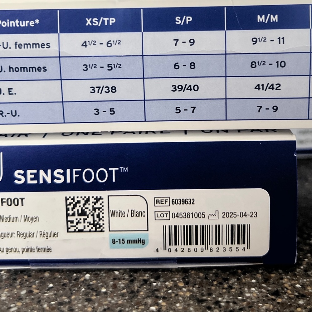 JOBST® Sensifoot Diabetic Compression Knee High 
Unisex - Picture 3 of 4